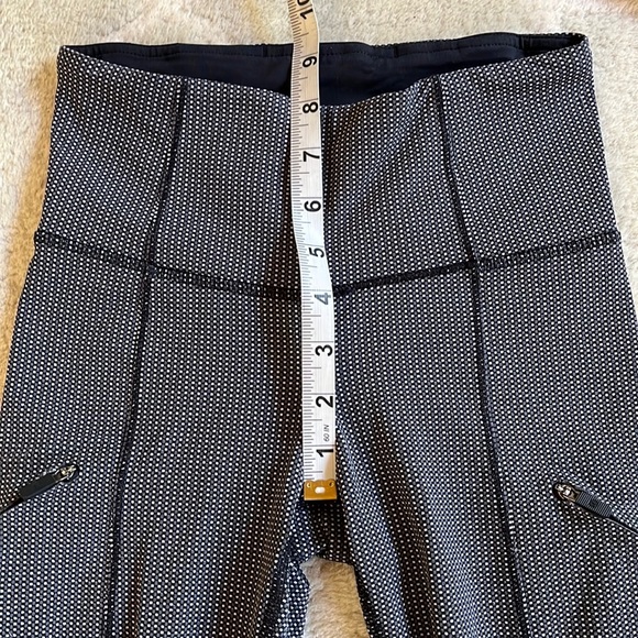 Lululemon Cadence Crusher Tights - Picture 15 of 16